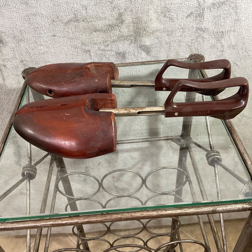 Vintage Rochester Shoe Co Travel Tree Shoe Keepers Adj. Wood plastic metal 4”x13